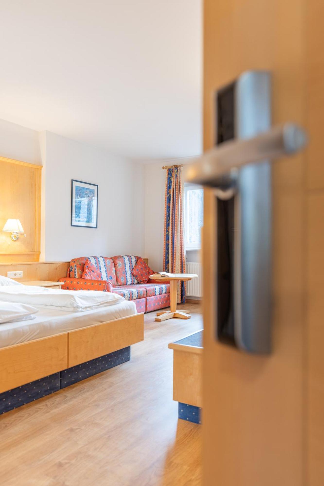Hotel Central Nova Levante Ngoại thất bức ảnh